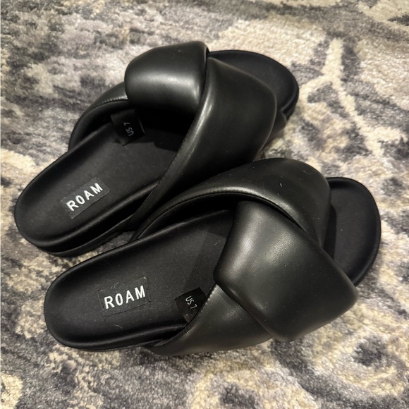 ROAM Shoes - ROAM Women's Black Knotted Slippers